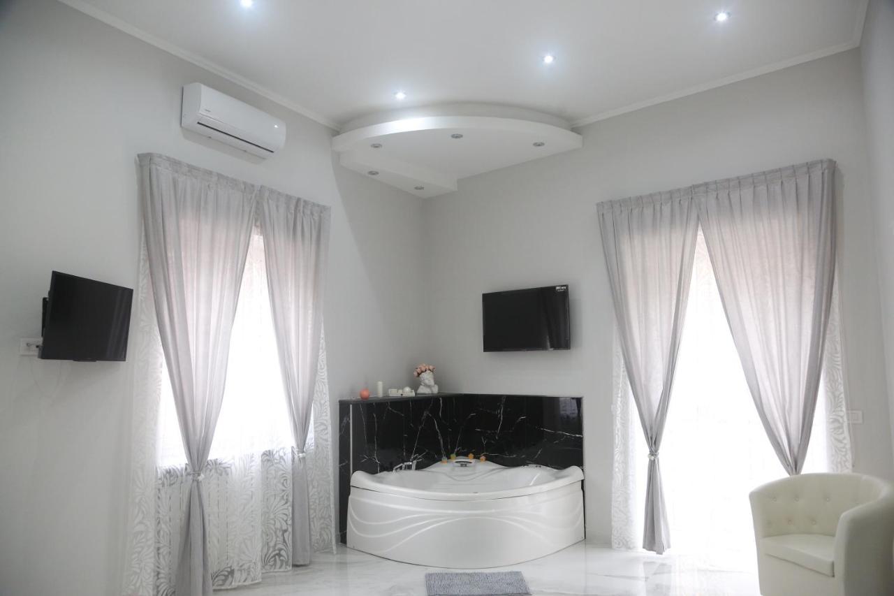 Opera Home Napoli Екстер'єр фото